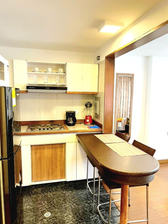 Acogedor Apartasuite Cerca Al Parque De La 93 Bogota Ngoại thất bức ảnh