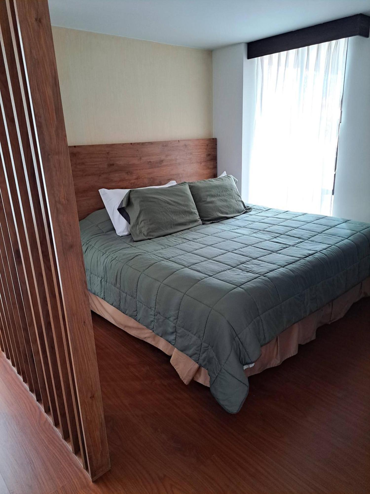 Acogedor Apartasuite Cerca Al Parque De La 93 Bogota Ngoại thất bức ảnh